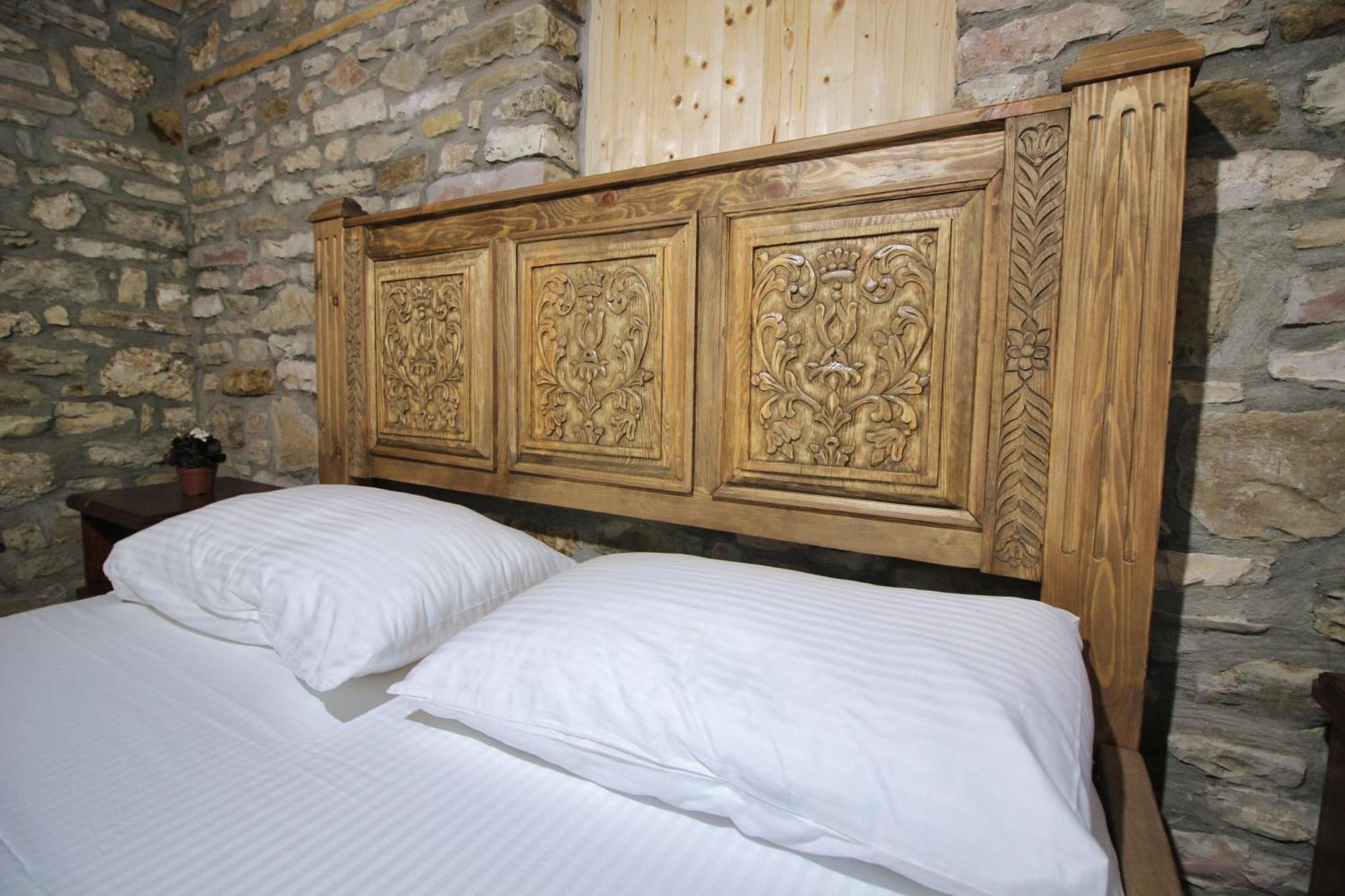 Guri Guesthouse Gjirokastër Exterior foto